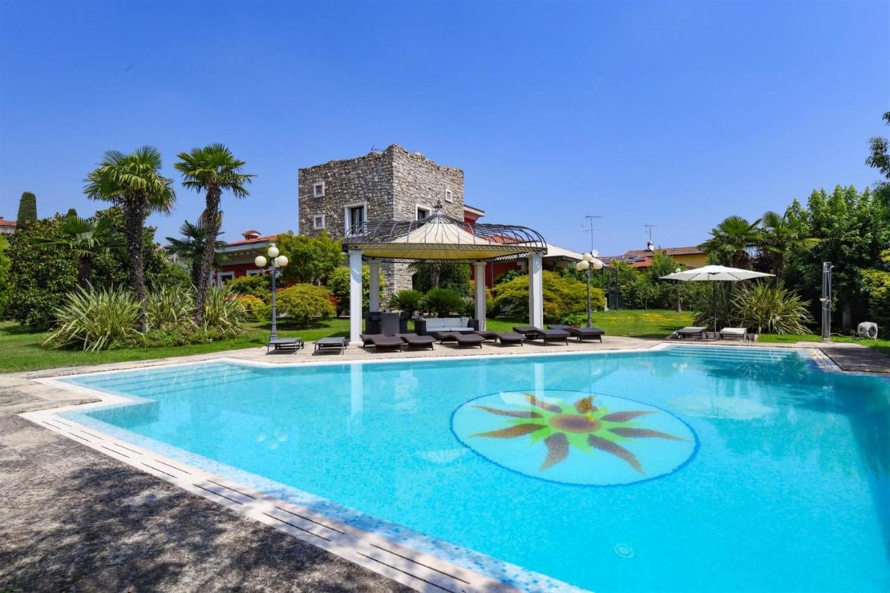 Private Luxury Villa With Pool Moniga del Garda Eksteriør billede