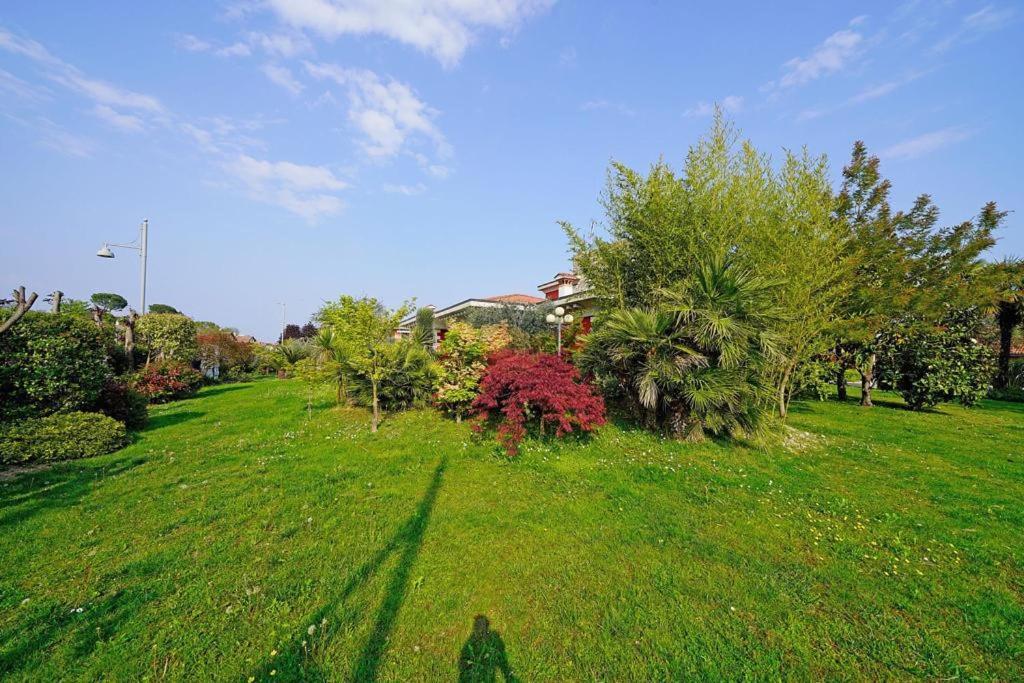 Private Luxury Villa With Pool Moniga del Garda Eksteriør billede