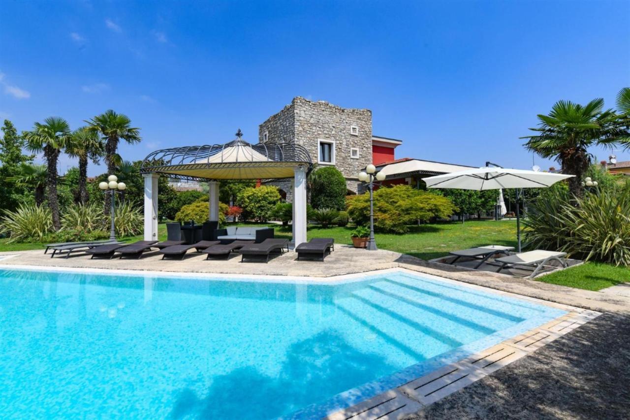 Private Luxury Villa With Pool Moniga del Garda Eksteriør billede