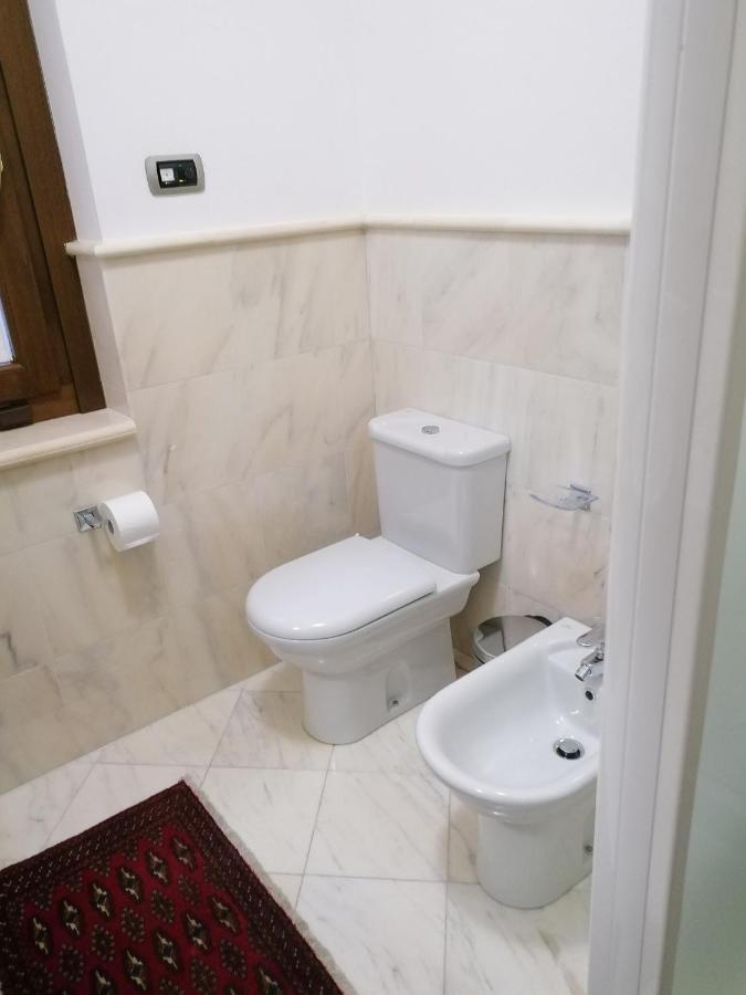 Private Luxury Villa With Pool Moniga del Garda Eksteriør billede