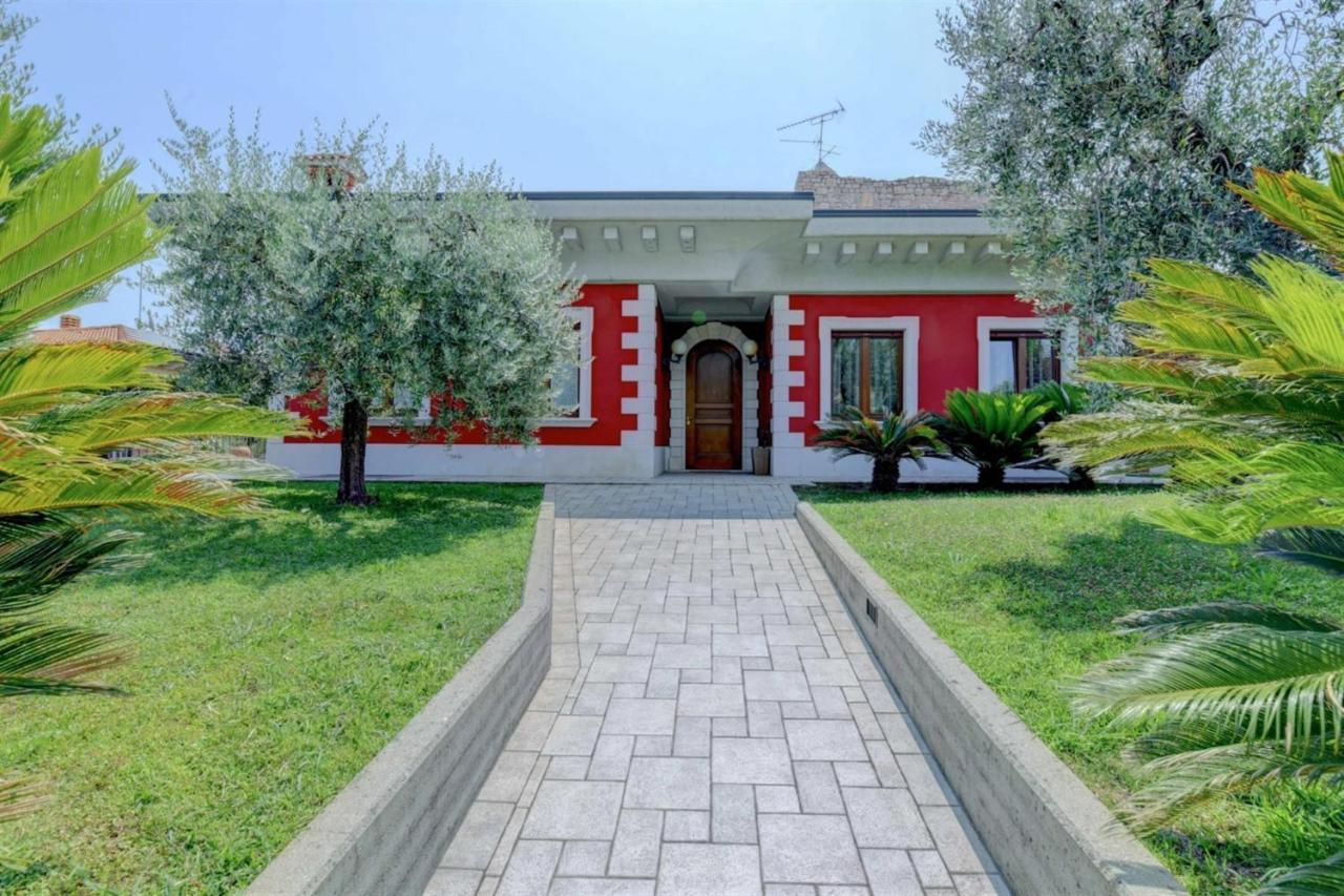 Private Luxury Villa With Pool Moniga del Garda Eksteriør billede
